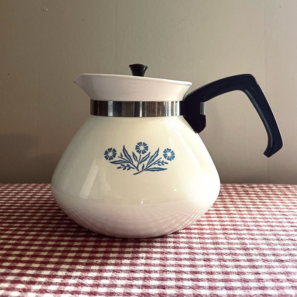 Vintage Corningware Blue Cornflower 6 Cup Tea Pot